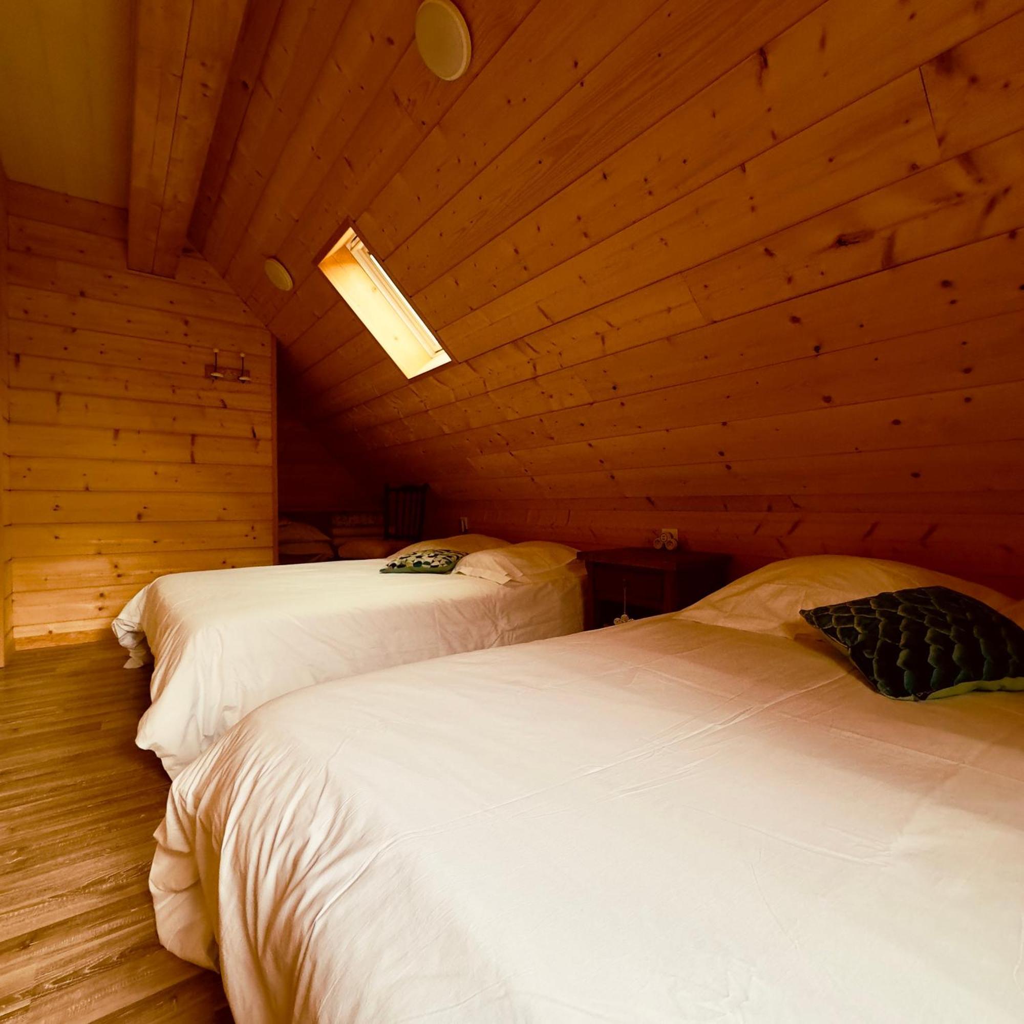 La Outin 1925 Chalet